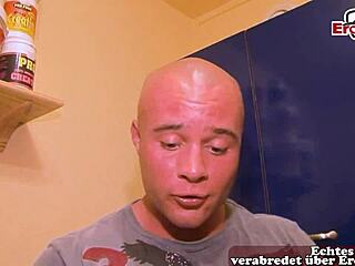 German housewife next door hooks up with a fitness user during casting.