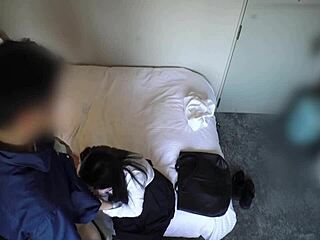 Wow, picking up this OL in the hotel for private sex and fucking video!