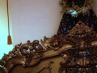 The king has two vaginas to choose from after dinner