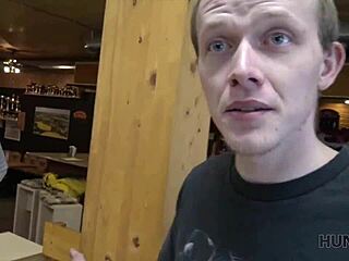 בחור מ-hunt4k אוסף זוג לסקס בכסף במסלול בולינג