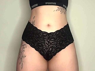 Indian amateur teases with juicy cameltoe