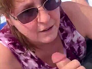 Nicebigdddが野外フェラチオでぶっかけ射精