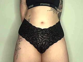 Indian amateur teases with juicy cameltoe