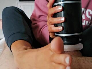 Amateur Wife Uses Masterbator on Horny Neighbor in POV