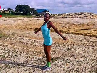 sexygray2 - fucked her neighbor boyfriend in an uncompleted building