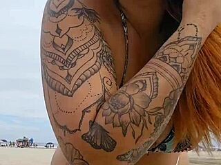 estou usando calcinha na praia pra chamar atenção