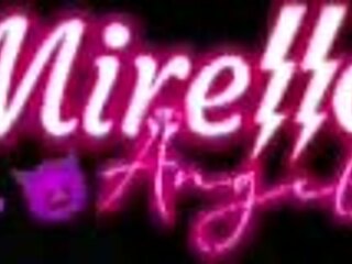 Funkeira offers pussy on balcony to thug, neighbor records and leaks online