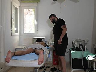 Can this MILF's massage really end with her shaved pussy pleasure?