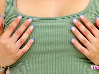 Omg, this petite teen is super hot