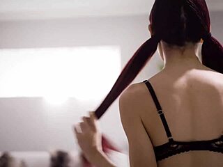 Tricky Lesbian Date Leads To Pussy Lick Action! Mary Moody And Sabina Rouge Dive In.