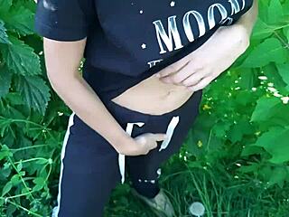 Mutual street masturbation with neighbor ends in synced climax