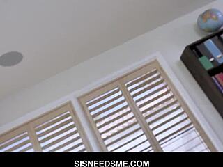Diana Grace Fucks Stepbro Only When She's Bored