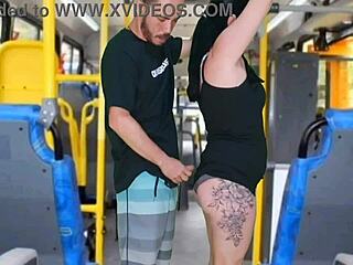 Morena Menggoda Dalam Bas Dengan Tetek Besar Dan Fetish Awam Kasar