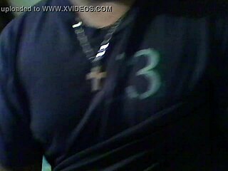 Throwing a good fuck in homemade style.