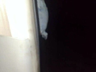 Give a blowjob to big dick on the street at night!