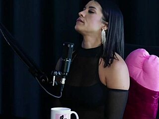 Tri champion gives ass, conquers insecurities