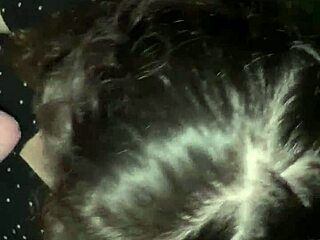 Kenapa Cewek 18 Tahun Ini Wajahnya Dientot Keras Kontol Monster?