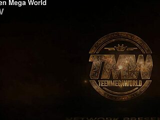 ฉันสำรวจร่างกายไร้ขนด้วยการเลียและท่าขี่