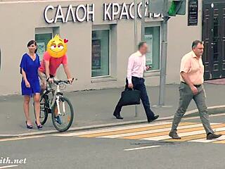 Hidden cam captures Jeny getting stripped in public street