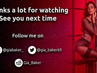 Gia Baker își arată fundul mic și drăguț 18+ pe webcam