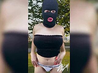 Horká trans žena sa masturbuje tu!