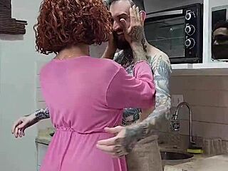 Cheguei Do Trabalho E Fiz O Safado Me Comer Pela Casa Toda