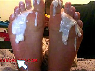 Teen Latina Foot Worship Creamed on Webcam