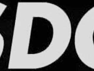 Big Tits Milf Sapphire Astrea Fucks New Big Dick Roommate