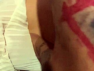 Big tits milf latina plays with wet pussy on cam