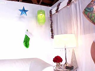 tiffani taylor's bubble butt swallows huge cock cum