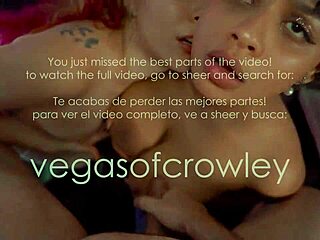 Dos zorras de 20 años chupan la polla del marido