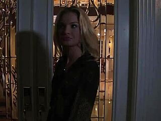 Blondes Fuck in Mansion