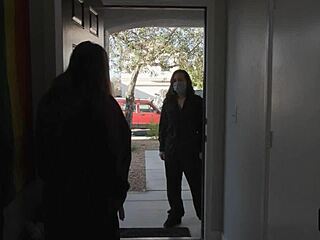 Brunette Sinn Sage Drills Ariex XS Pussy With Dildo