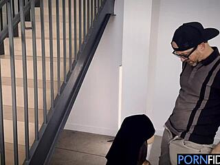 I give extreme hardcore upside down facefuck to Sasha Pearl with throatpie