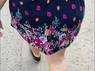 Cazador de maduras putas callejeras chases chubby latina milf