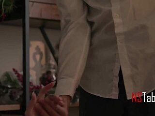 pale hotwife asks hubby for friends on xmas 😏