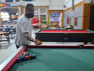 sinuca do prazer, ela perdeu o jogo e ganhou rola na buceta