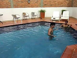 Vacation rimjob deepthroat with step-nephew in Florida pool