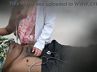 i'm the lady doctor having fun with patient