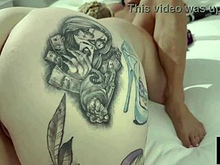 livie blainn and aliyah taylor have play time in bedroom