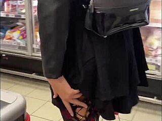 Sloppy Deepthroat Footjob And Rimming After Public Flashing