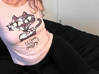 Johanna johansen enjoys rough dicking and fingering in ass.