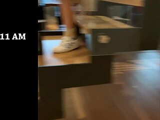 Masturbating on commercial set, larajuicy's wet pussy close up