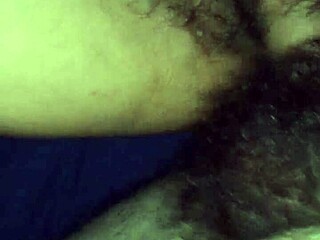 Makka Asks To Penetrate Her Hairy Pussy