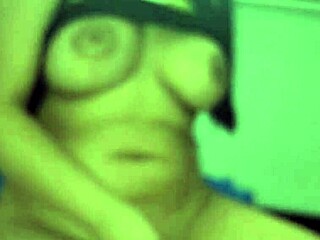 Mira que culo más rico y como monta esta zorra latina colombian bride dildo big ass babe natural tits sexy tits homemade!