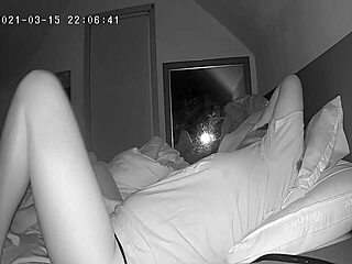 Milf Jackhammers Clit Before Bed Spy Cam