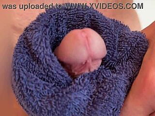 I masturbate to orgasm in homemade close up.