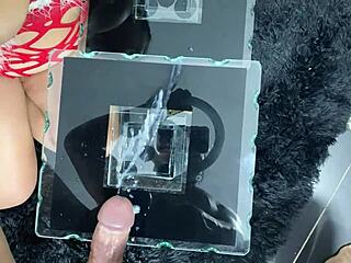 I enjoy nasty cum-eating with a latina amateur