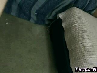 Κουκλίτσες νεαρές 18+ ερασιτέχνες oral με τεράστιο πούτσο και χύσιμο