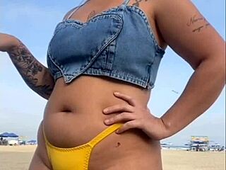 I made the guy hard on the beach with flashing?